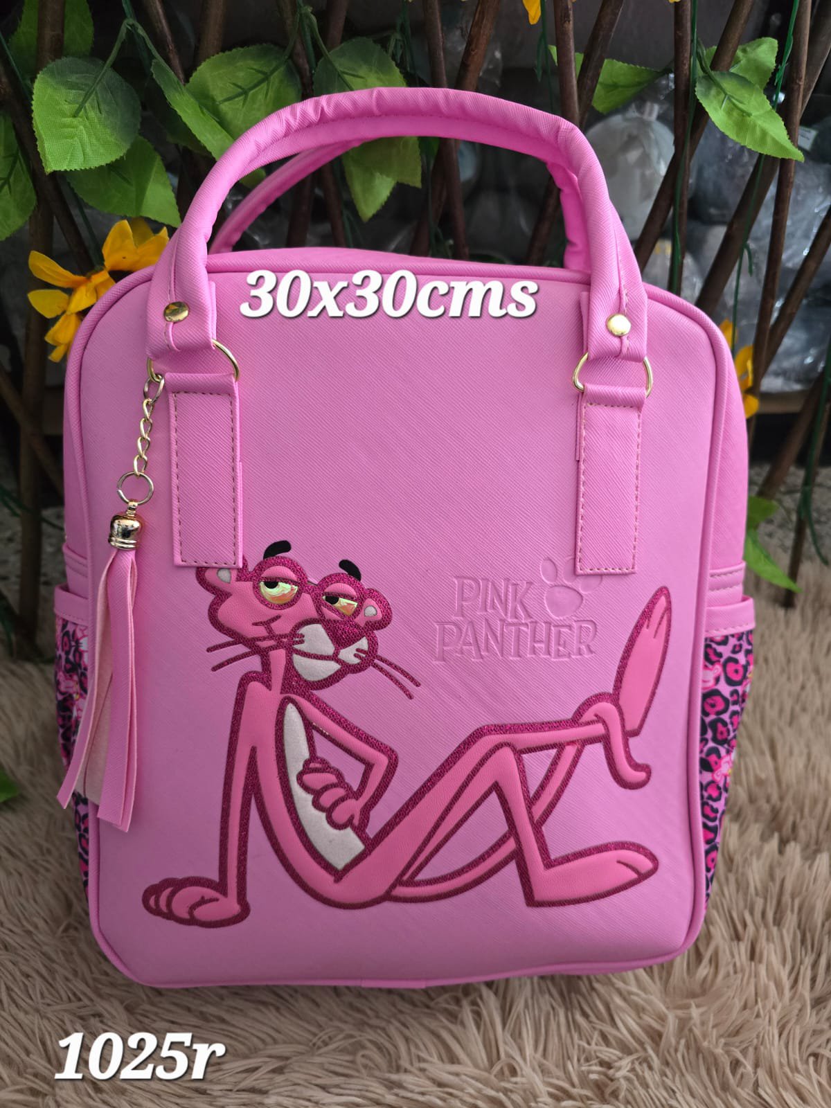 2026/03/1000006519.jpg cartera mochila doble asa pantera rosa 3d. - Imagen 1