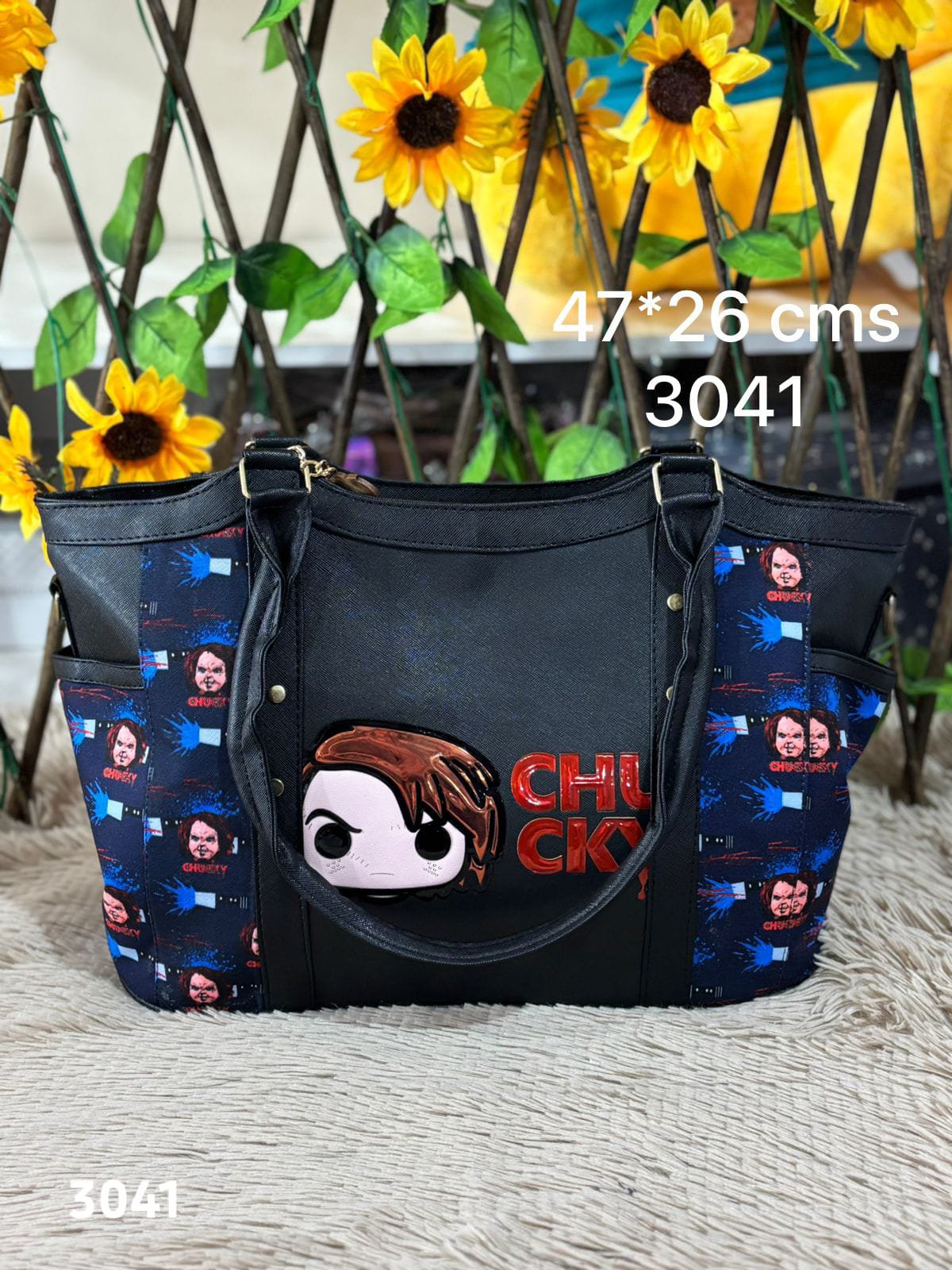 2026/03/1000006531.jpg cartera grande Chucky - Imagen 1