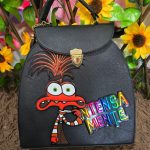 cartera mochila intensamente