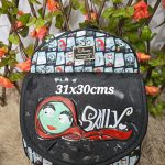mochila placa arriba sally