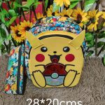 mochila pequeña pikachu
